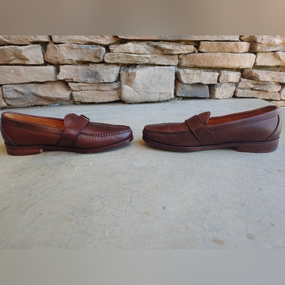 Vintage Paul Stuart Brown Leather Buckle Penny Loafers | Preppy, Formal - Picture 6 of 17